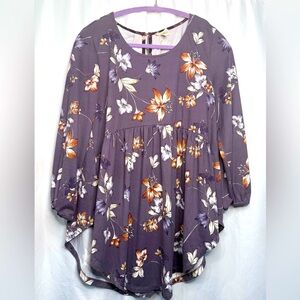 NWT Hem & Thread Floral Print Purple Tunic Top Size Small